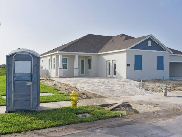 Best Portable restroom solutions  in Republic, WA